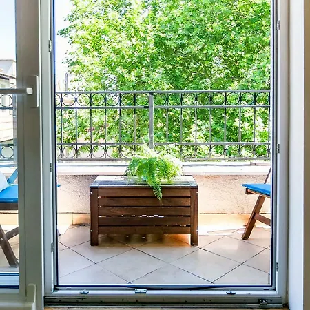 Blue Sky Apartament + Parking Privatunterkunft