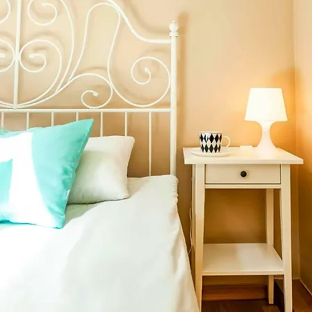 Blue Sky Apartament + Parking Privatunterkunft